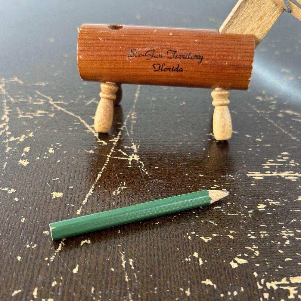 Six Gun Territory Hobby Horse Wooden Pencil Holder Souvenir Vintage Original NOS - Picture 4 of 9